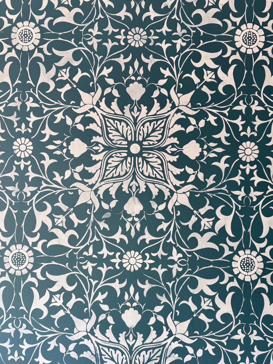 William Morris Net Ceiling wall Stencil