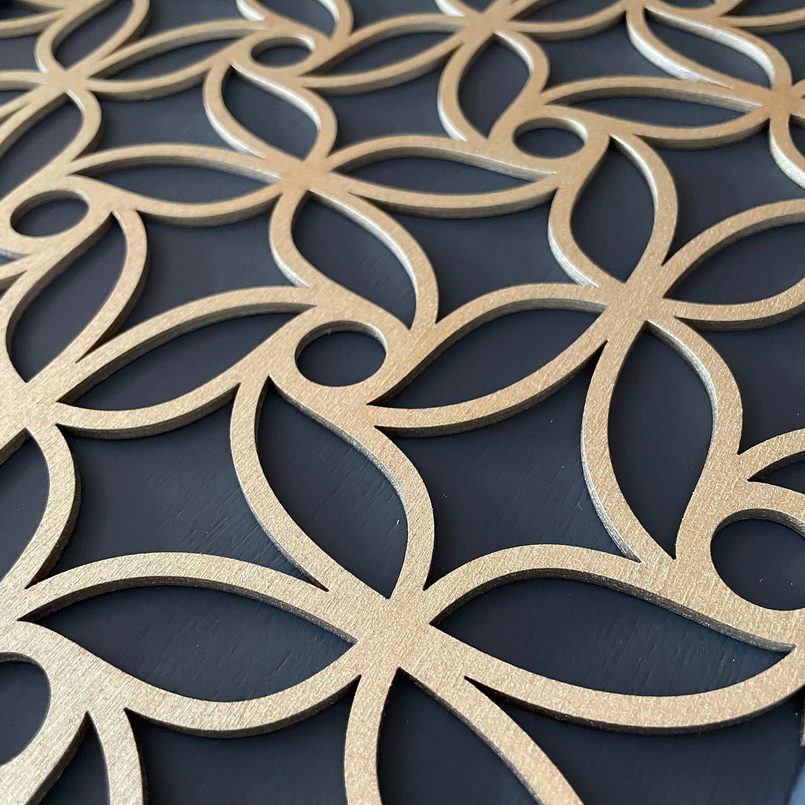 Retro Leaves - retro, mid century wooden inlay / onlay STENCIL UP